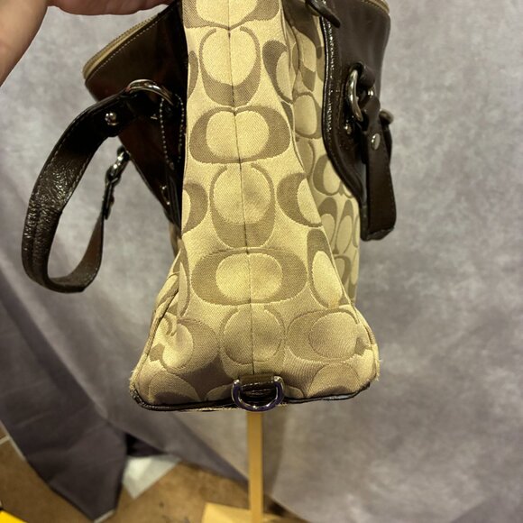 Coach Ashley Signature Satchel - Picture 7 of 13